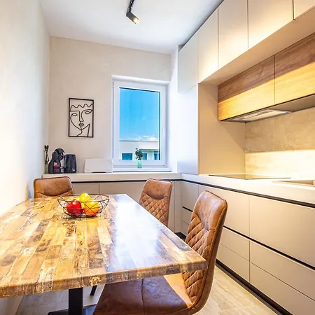 Apartman Mohost Pop - Modern With Urban Charm Brassó
